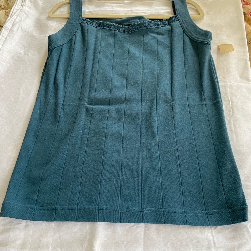 EUC Lizwear Tank Top Sz Large